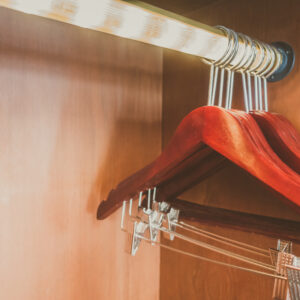 Ceiling-mounted hanger installation